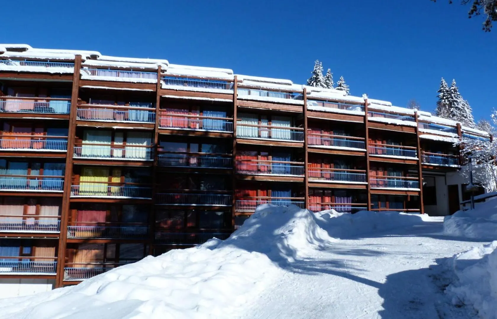 Apartment Residence Nova - Appartement 2 Pieces 6 Personnes Proche Des Pistes, Des Commerces, De La Garderie Et De L'Esf Au Centre De La Station D'Arc 1800 Mae-1713 Les Arcs  France